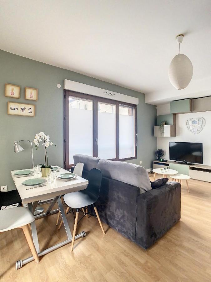 Grand Appartement Paris Et Disneyland 4Pers Neuilly-sur-Marne Exteriör bild