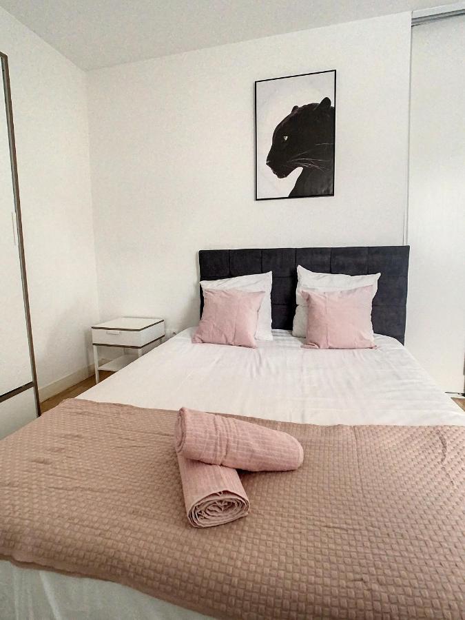 Grand Appartement Paris Et Disneyland 4Pers Neuilly-sur-Marne Exteriör bild